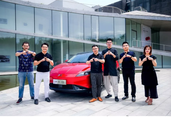 “小鹏汽车”完成40亿 B+轮融资，高智能互联网SUV将于2018年上市